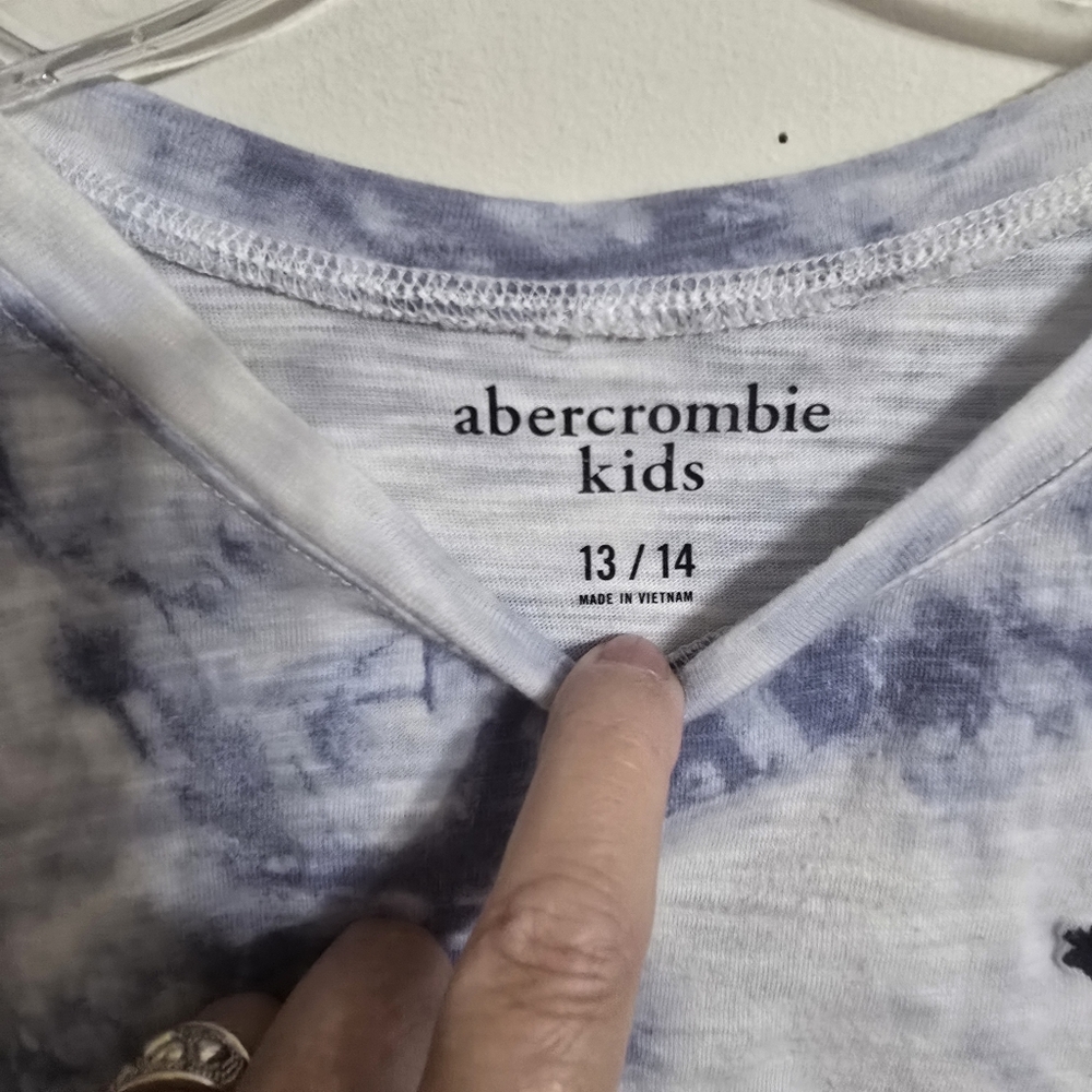 Abercrombie Kids Blue and White Long Sleeve Tee